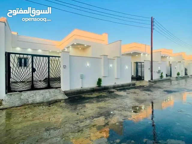 140 m2 3 Bedrooms Townhouse for Sale in Tripoli Ain Zara
