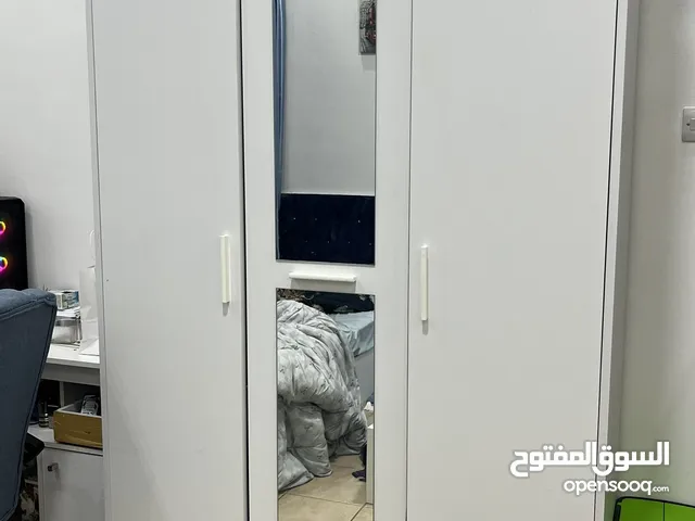 متفرقات اغراض غرف نوم مستعمله للبيع