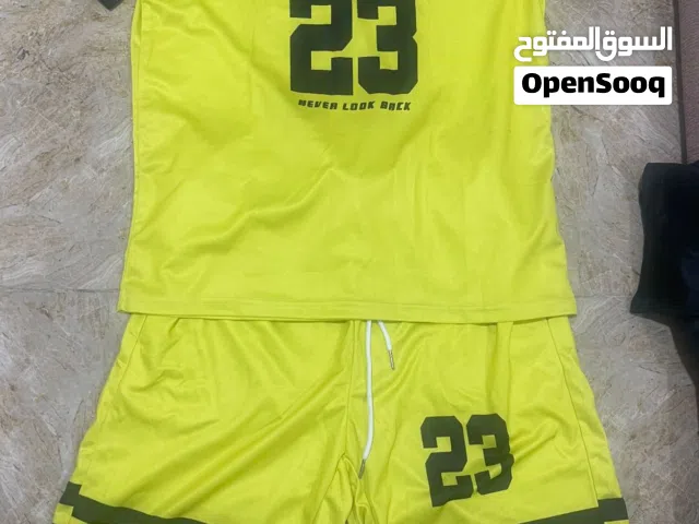 تراك رياضي تيشيرت وشورت