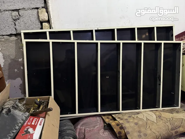 غراض محل اللبيع