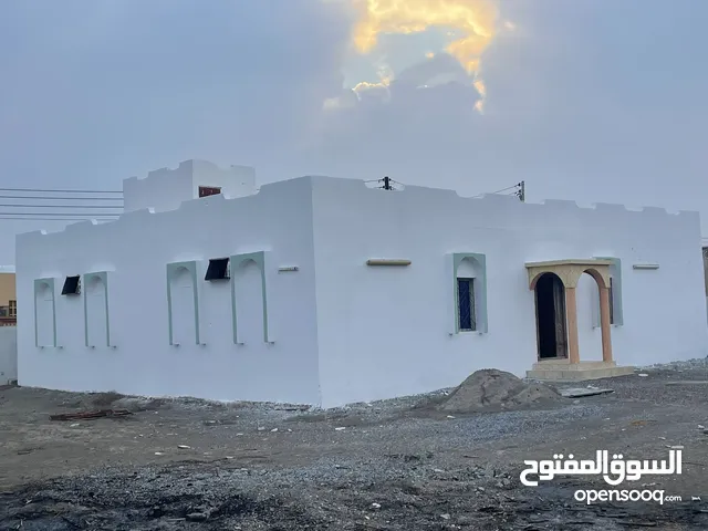 3 Bedrooms Farms for Sale in Al Batinah Al Masnaah