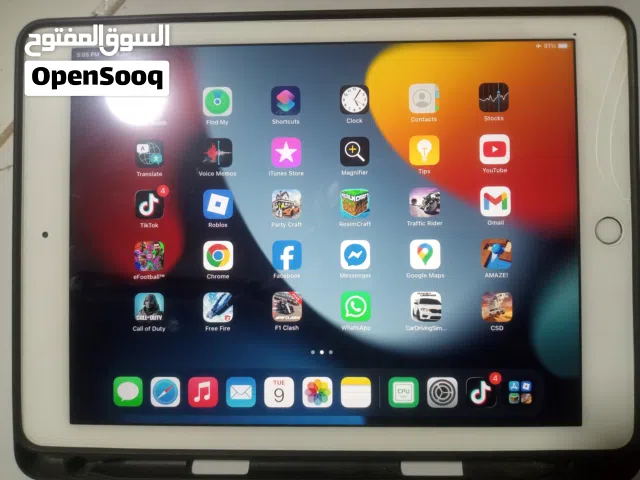 Apple iPad 64 GB in Tripoli