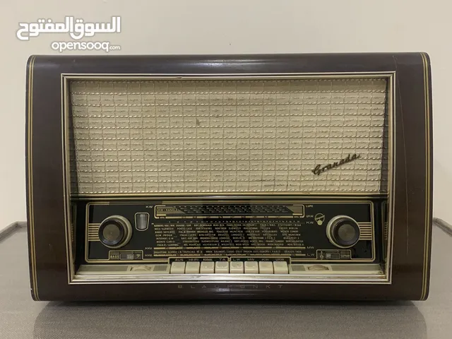 راديو الماني قديم