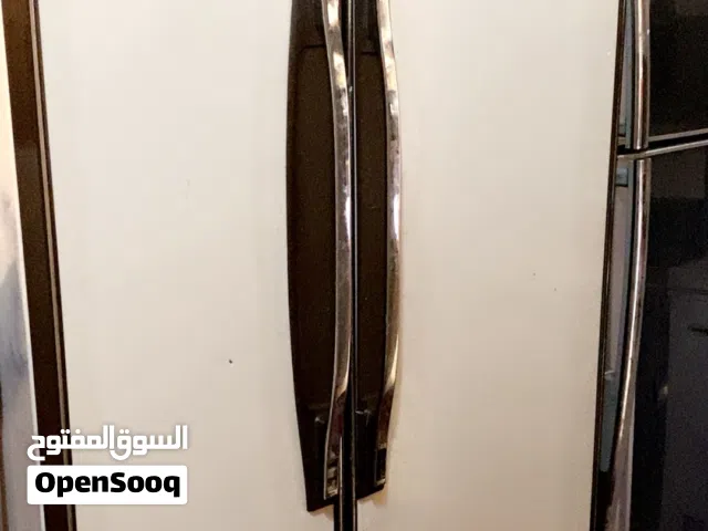 ثلاجه بابين هيتاشي التبريد ضعيف السعر ثلاثين