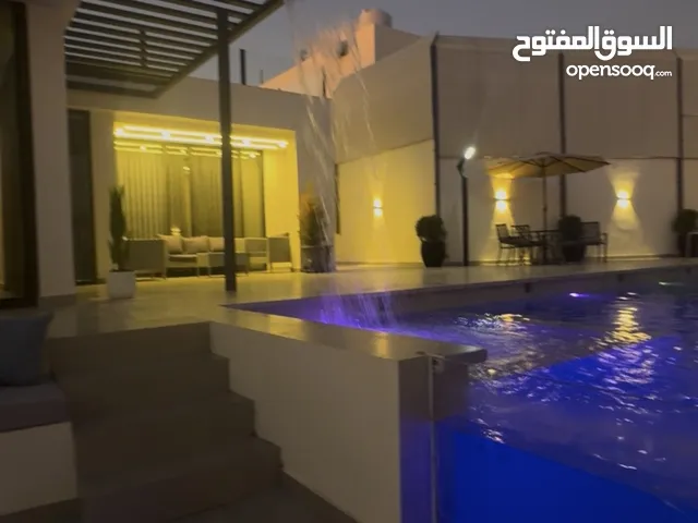 مزرعة لقطه مساحه 520 متر مساحه البنى 165 متر جديده قابله للتفاوض في منطقه الراما