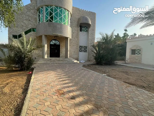 220 m2 4 Bedrooms Villa for Rent in Ras Al Khaimah Al-Dhait