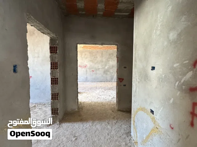 220 m2 4 Bedrooms Apartments for Sale in Tripoli Al-Seyaheyya