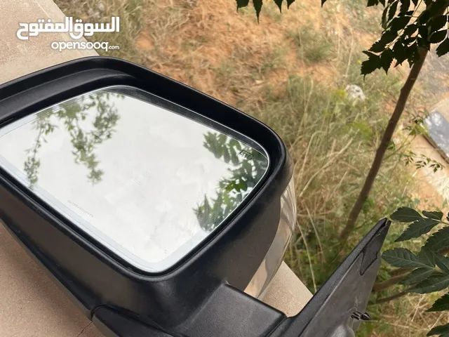 مراية دجيب قراند شيروكي للبيع نضيفة