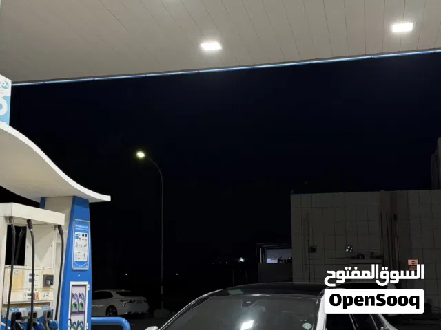 2016 مرسيدس بنز الفئة-C C 300