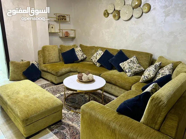 كنب للبيع ع200 للبيع مستعجل كلف اكتر من 1000