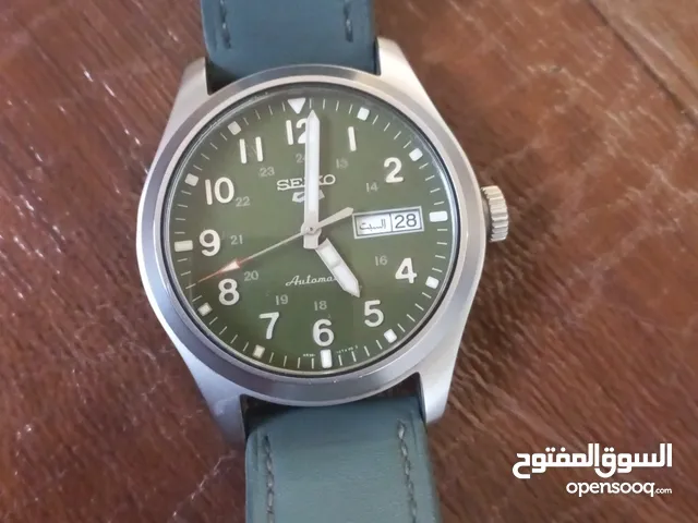 ساعه اتوماتيك للبيع مناسبه لجميع الاعمار