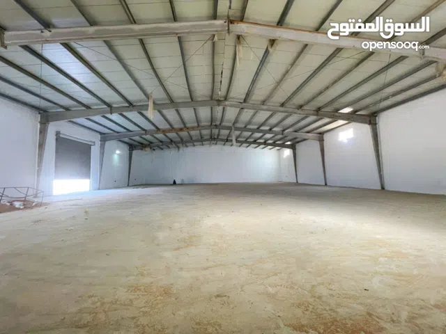 مجموعة هناقر للايجار في طريق الشوك وعين زارة