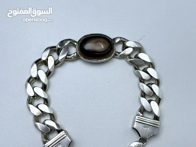 سوار فضة فخم بحجر عقيق سليماني - Luxury silver bracelet with a Suleimani agate stone.