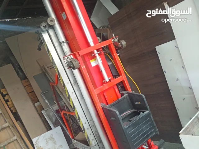 رافعه شخصية صناعة بريطانية ارتفاع 12متر