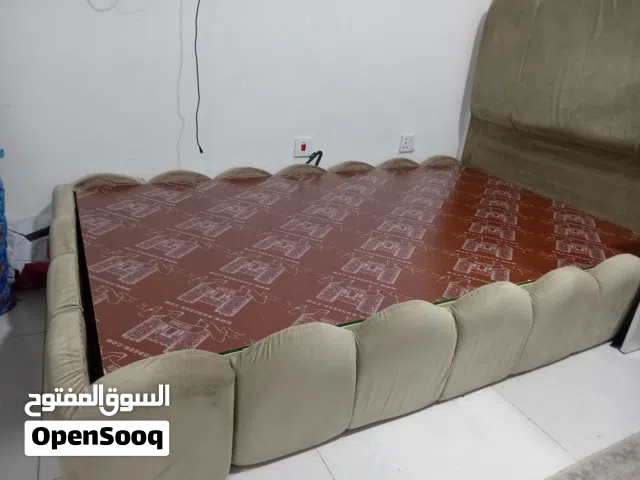 سريرين للبيع