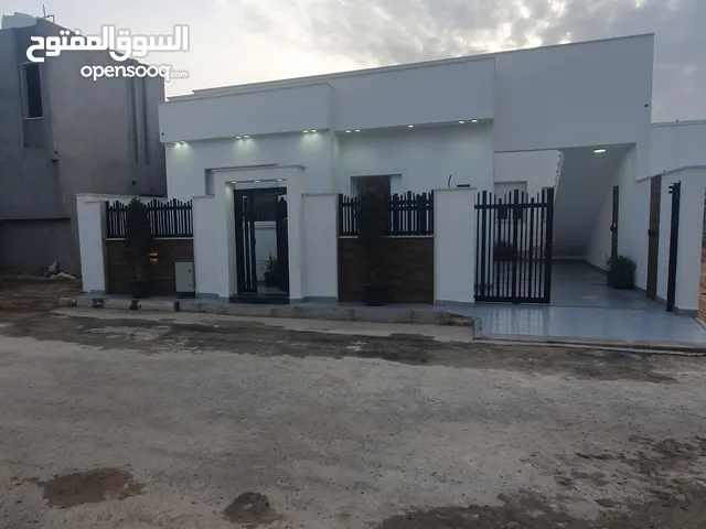 190 m2 3 Bedrooms Villa for Sale in Tripoli Al-Serraj