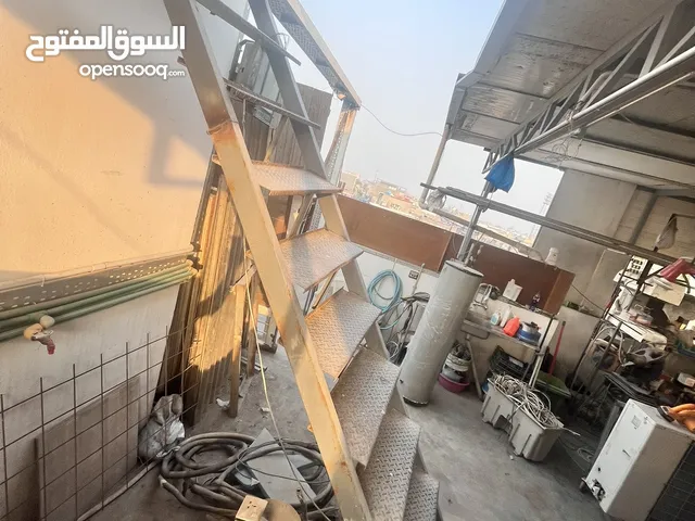 درج حديد نظيف 10 بايه الطول 3.5 متر بغداد الاعظمية حي المغرب