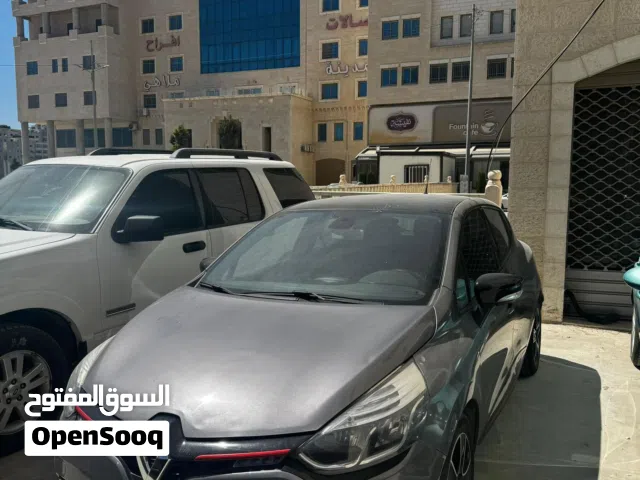 Used Renault Clio in Hebron