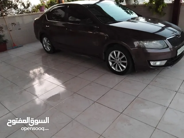 سكودا اكتافيا