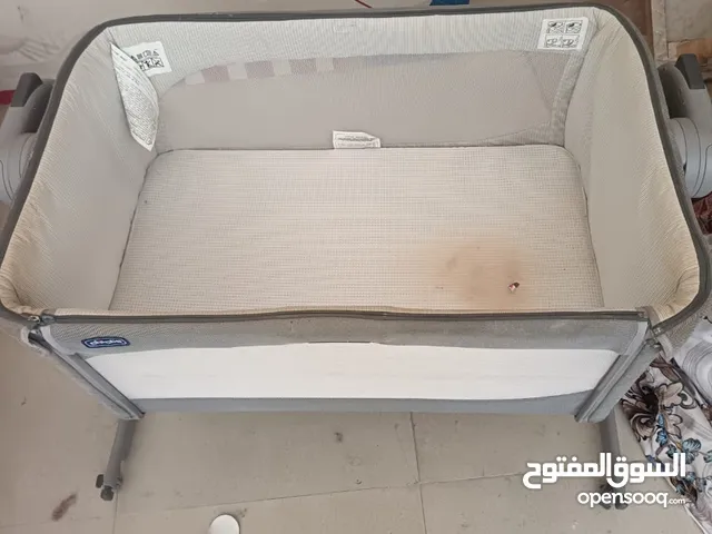 سرير اطفال