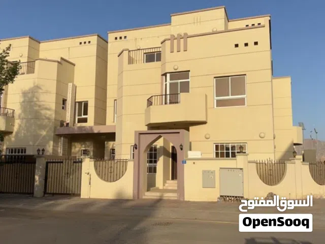 فرصة فيلا مؤجرة بالانصب