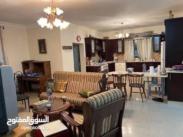 175 m2 3 Bedrooms Apartments for Sale in Ramallah and Al-Bireh Al Manara