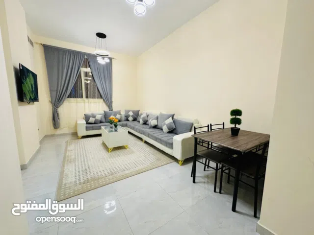 G2/غرفتين وصالة مفروشة على الكورنيش شاملة جميع الفواتير مع بلكونة وحمامين /بناء جديد