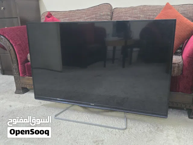 Philips Led 3 d tv  for sale 50"  with ambient light