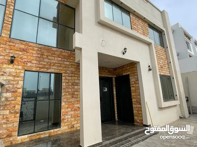 550 m2 More than 6 bedrooms Villa for Rent in Muscat Al Maabilah