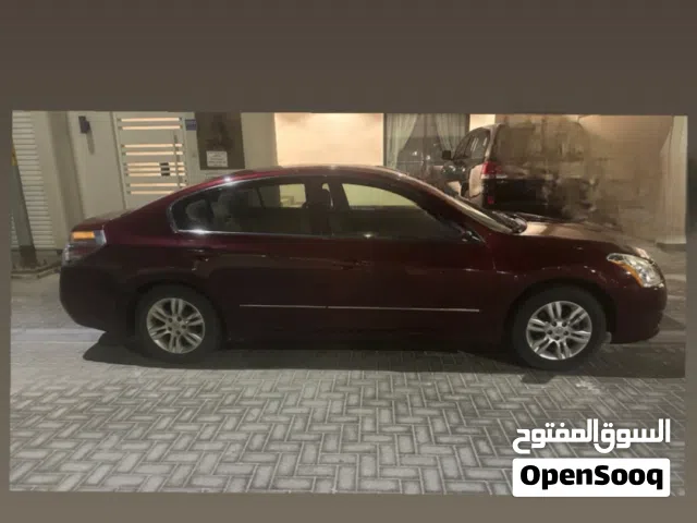 للبيع نيسان التيما بحالة ممتازه