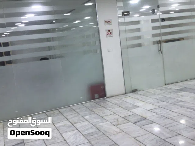 دار حديث في حي الجامعة مساحة 240 متر  للبيع