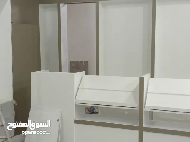 نقوم بكافه اعمال الصبغ والأخشاب درسنجات مطابخ ديكور والتصنيع وتشطيب النهائي