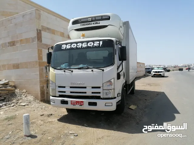 Truck Isuzu in Muscat