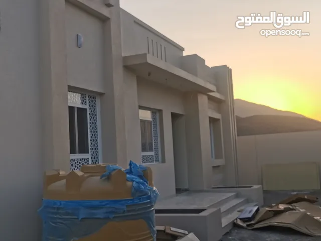 200 m2 5 Bedrooms Townhouse for Sale in Al Batinah Al 'Awabi