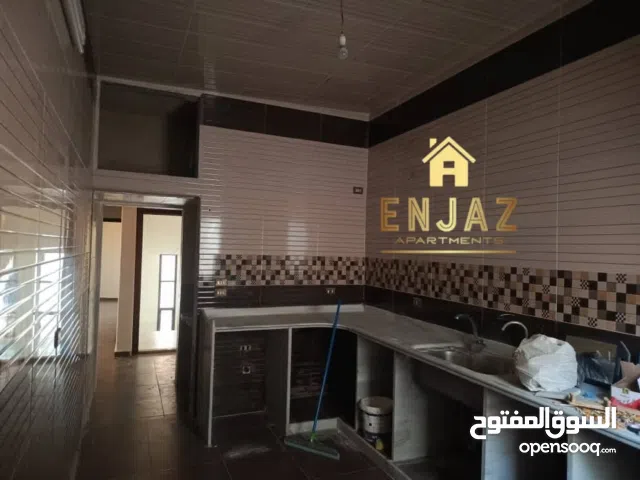 · شقة للبيع تجمع كل ما تحب: موقع، هدوء، وخدمات في جديدة الشيباني ،3 غرف وصاله وحمامين وبرندتين