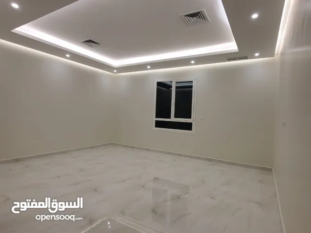 10m2 3 Bedrooms Apartments for Rent in Hawally Salwa