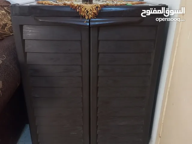 خزانة احذية بلاستيك نظيفة كتير