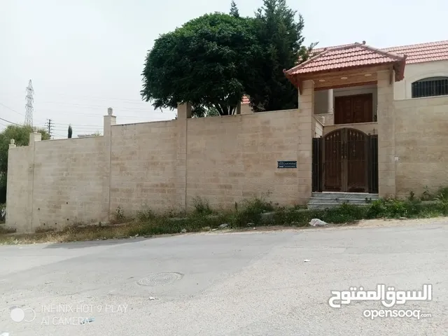 260 m2 5 Bedrooms Townhouse for Sale in Amman Al Bnayyat