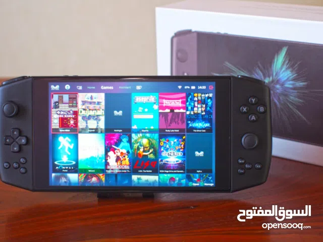 AYA Neo (Black Star) – 7" Handheld PC Gaming Console