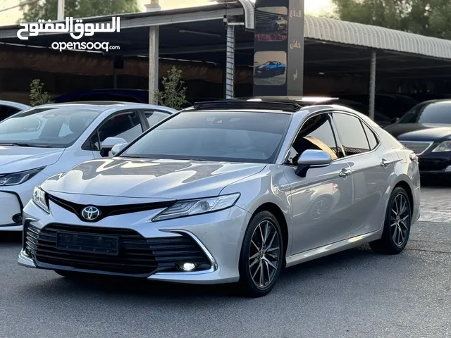 Toyota Camry Grande 2022