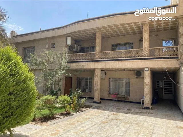 للبيع دار سكن في البلديات – شارع المصرف (فرع أسواق فرولة)