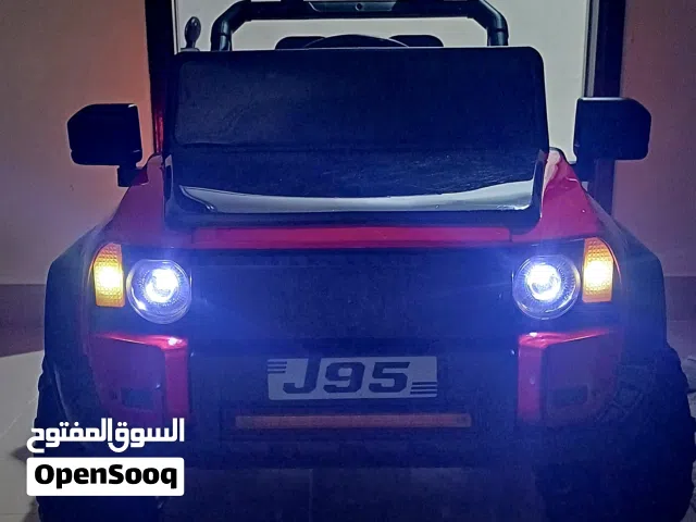 سياره أطفال بحالة ممتازه