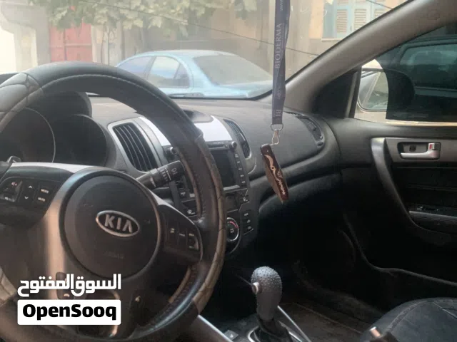 2012 كيا فورتي GT Manual
