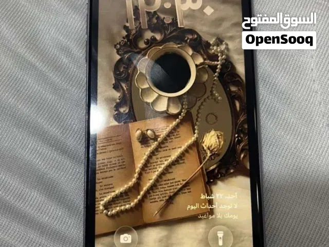 Apple iPhone 11 128 GB in Basra