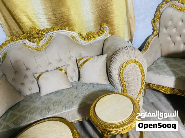 طقم كنب مصري تفصيل مستعمل بحاله الوكاله موجود بعمان جاوا