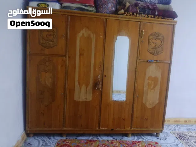 كنتور اربع بيبان نضيف