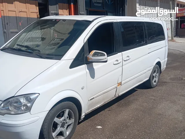 مرسيدس فيانو 7 ركاب