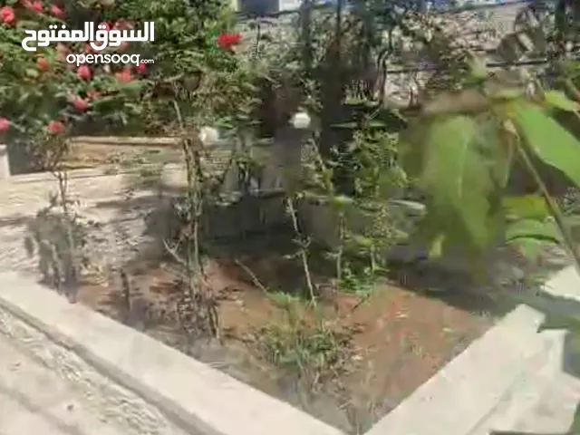 250 m2 3 Bedrooms Townhouse for Sale in Bethlehem Beit Jala