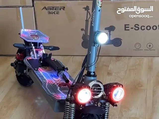 Powerful scooter with two motors, each motor 3800 watts, maximum speed 99 km