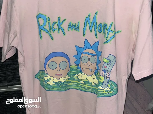 Pull&Bear Rick and Morty Pink T-Shirt تيشيرت بينك ريك ومورتي واسع من Pull&Bear